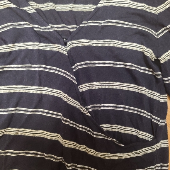 Lucky brand long sleeve - Picture 2 of 3